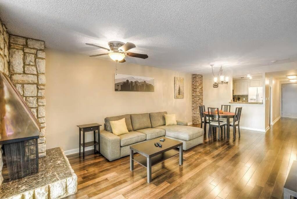 2 Bedroom Condo Heart Of Lodo W/Great View/Amenities DEN Екстериор снимка